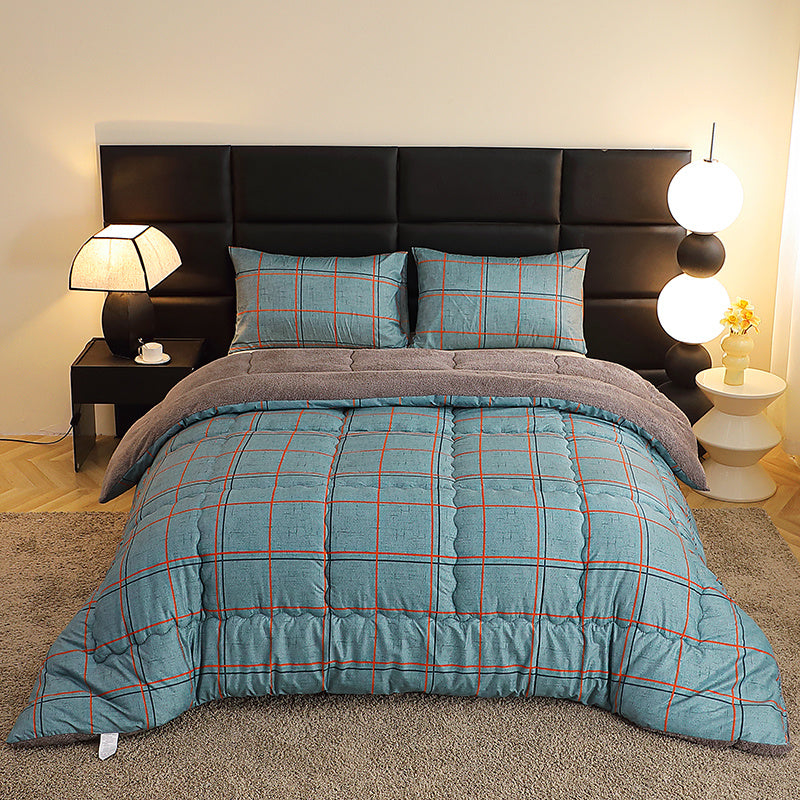 Plush Thick Winter Quilt – Soft Milk Velvet Blue Plaid Comforter, Extra Warm All-Season Bedding for Bedroom & Dorm, Machine Washable, Contemporary Geometric Design