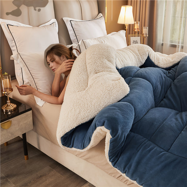 Winter Velvet Checkered Thick Quilt – Ultra-Soft, Warm, and Comfortable All-Season Blanket for Home, Hotel, or Car (Available in 5 Sizes, Machine-Washable)