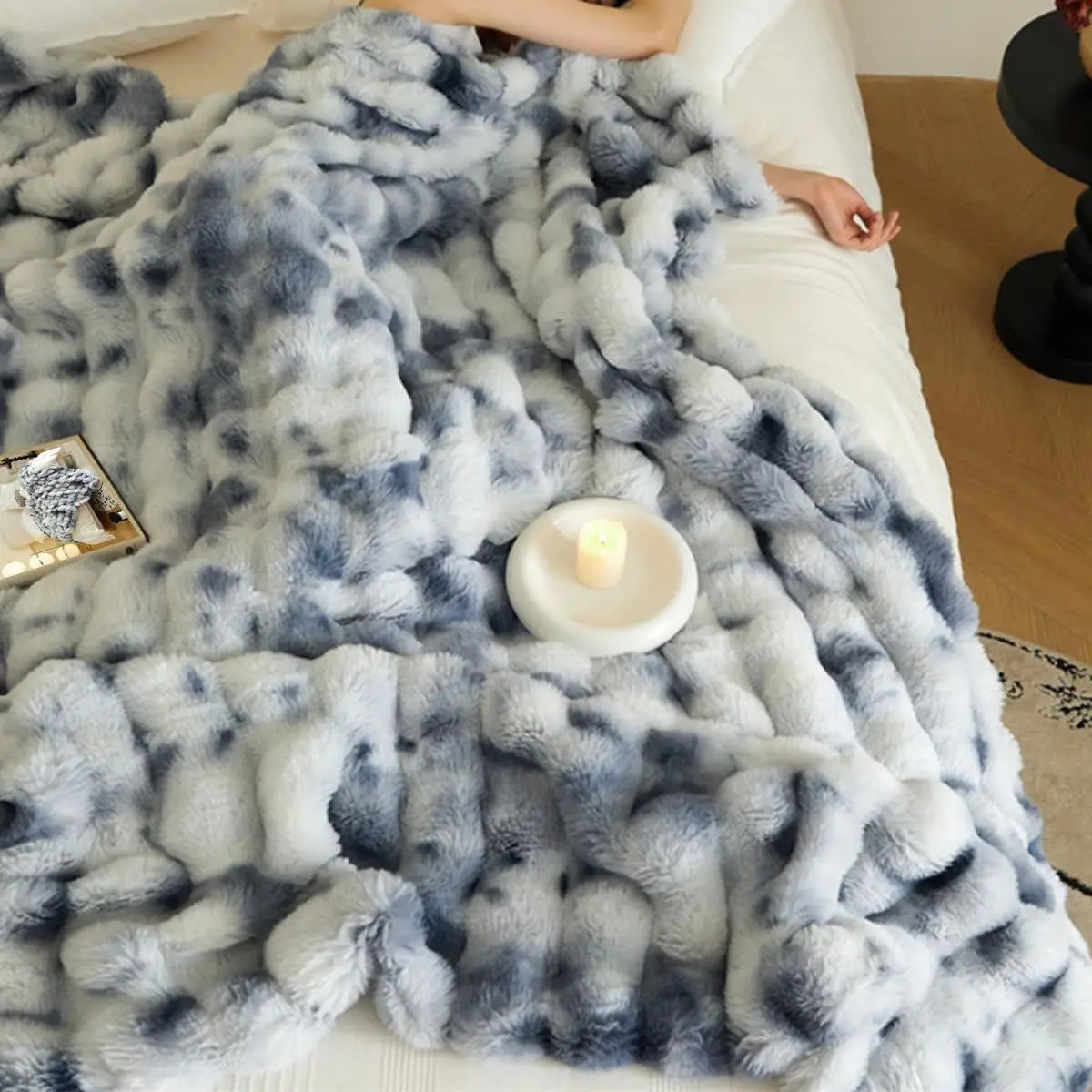 Luxury Ultra-Soft Fluffy Faux Rabbit Fur Throw Blanket Thick Warm Bubble Bed Cozy Plush Reversible for Couch Chair or Sofa