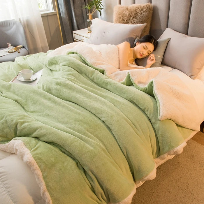 Wool Throw Blanket – Double-Sided Queen Bed Blanket, Warm Winter Bedspread for Camping, Sofa & Bedroom