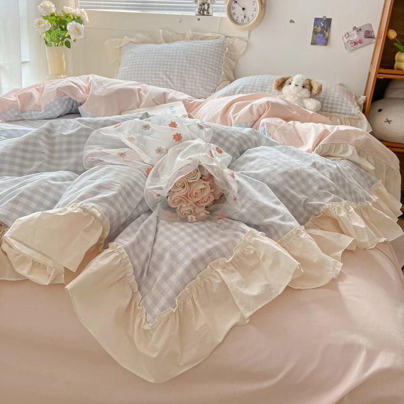 Soft Skin-friendly Lattice Lace Ruffles Quilt Cover