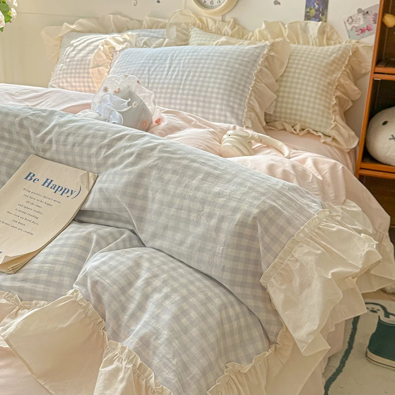 Soft Skin-friendly Lattice Lace Ruffles Quilt Cover